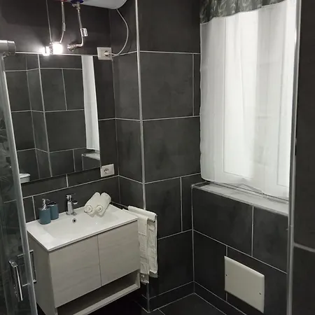 Etnaplaya Appartement *